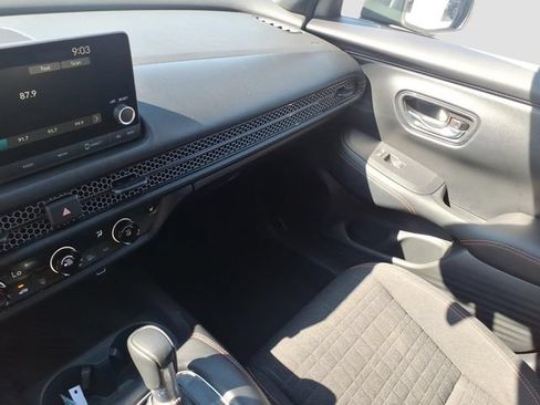 Used 2023 Honda HR-V Sport image 13