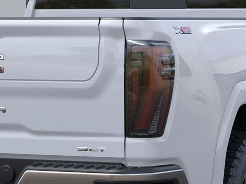 New 2026 GMC Sierra 2500 SLT w/ Texas SLT Premium Package image 35