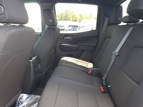 New 2025 GMC Canyon Elevation image 9