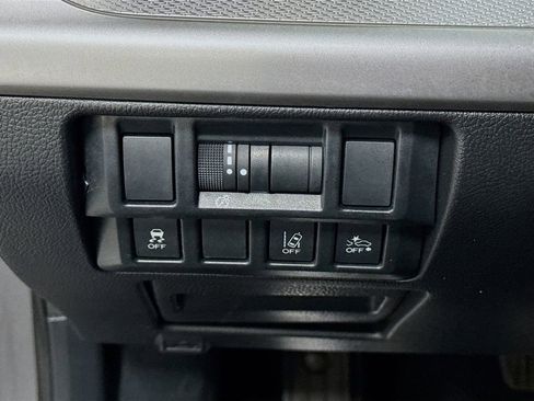 Used 2019 Subaru Outback 2.5i Premium image 6