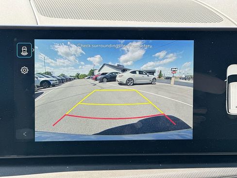 Used 2025 Hyundai Santa Fe SEL image 50