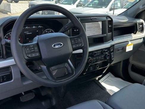 New 2026 Ford F250 XL w/ XL Chrome Package RWD image 28