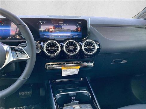 New 2026 Mercedes-Benz GLA 250 image 9