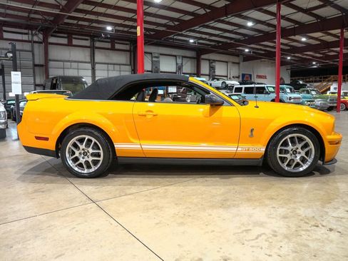 Used 2007 Ford Mustang Shelby GT500 RWD image 25
