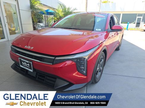 Used 2025 Kia K4 FWD image 1