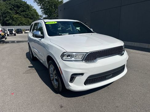 Used 2021 Dodge Durango Citadel w/ Premium Entertainment Group AWD/4WD image 4