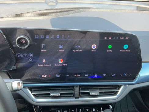 Used 2024 Chevrolet Equinox EV LT FWD image 34