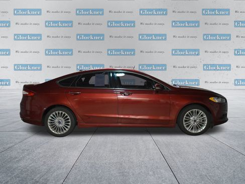 Used 2016 Ford Fusion Titanium image 3