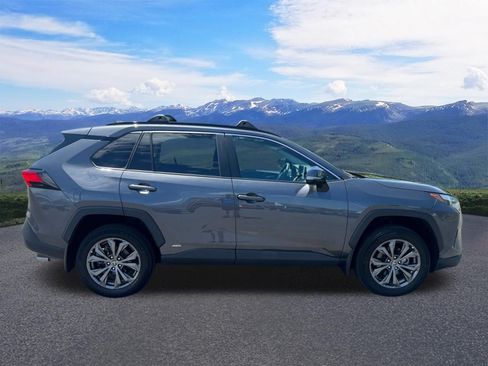 Certified 2023 Toyota RAV4 XLE Premium AWD/4WD image 7