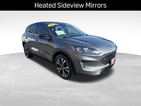 Used 2021 Ford Escape SE w/ SE Sport Appearance Package image 26