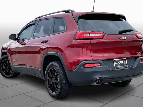 Used 2017 Jeep Cherokee Sport image 11