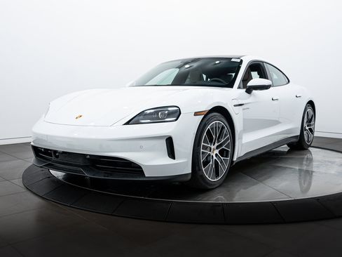 New 2025 Porsche Taycan image 27