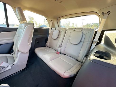 Used 2022 Lincoln Aviator Reserve w/ Elements Package Plus image 28