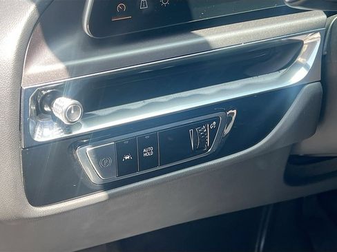 Used 2024 Cadillac Lyriq Tech RWD image 10