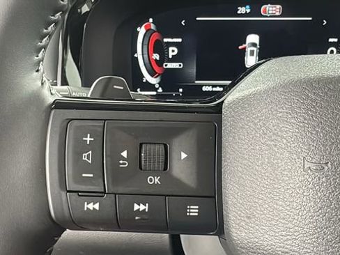 New 2026 Nissan Pathfinder SL AWD/4WD image 23