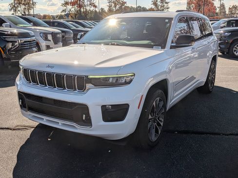 Used 2024 Jeep Grand Cherokee L Overland w/ Trailer Tow Package image 5