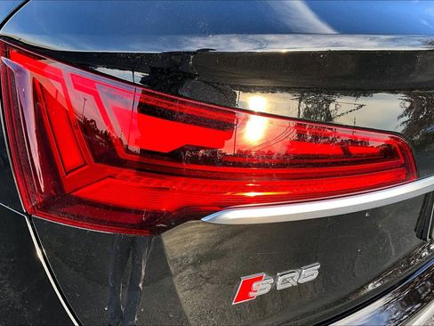 Used 2022 Audi SQ5 Premium image 28