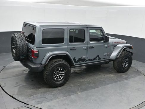Used 2026 Jeep Wrangler Unlimited Rubicon AWD/4WD image 32