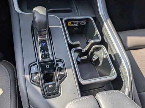 New 2026 Lexus TX 550h AWD Plug-In Hybrid image 24