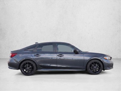 Used 2025 Honda Civic Sport image 8