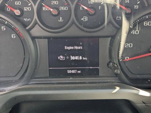 Used 2024 Chevrolet Silverado 1500 Custom w/ Turbomax Blackout Package AWD/4WD image 3