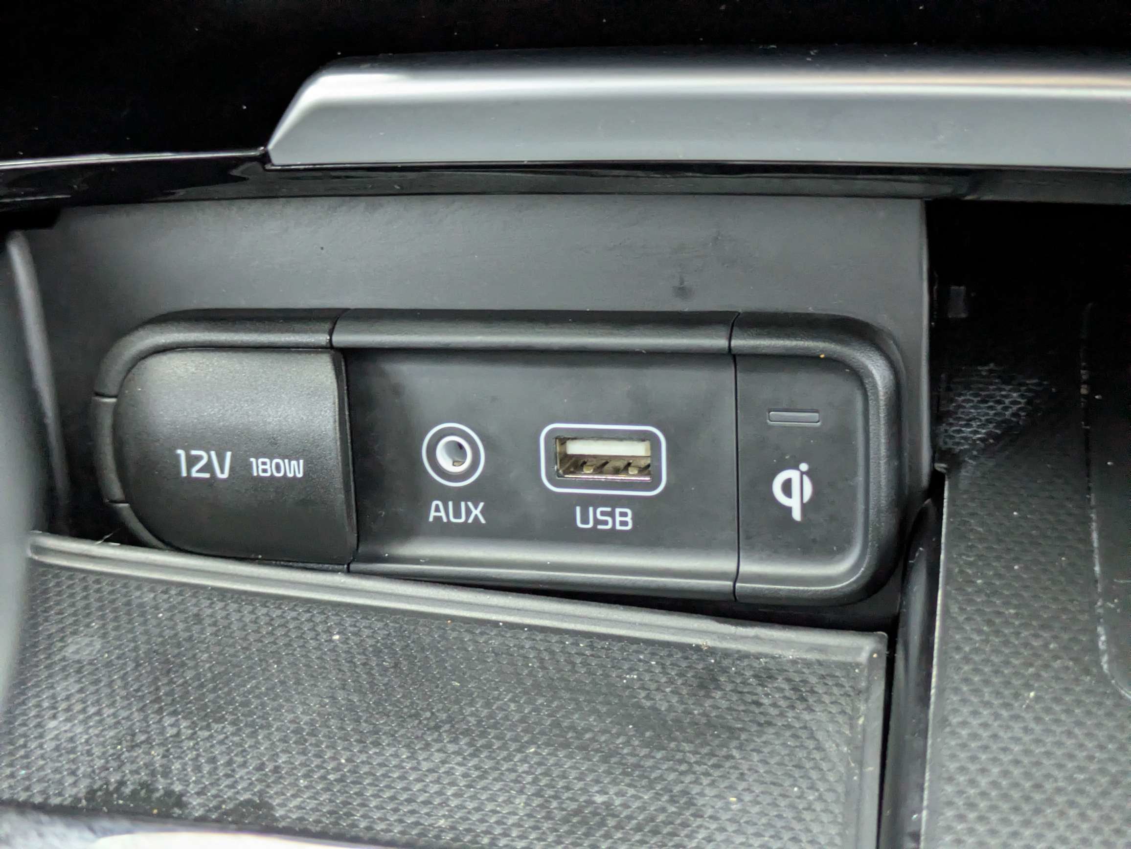 Used 2020 Kia Stinger GT-Line RWD image 24