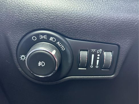 Certified 2022 Jeep Compass Latitude w/ Convenience Group image 15