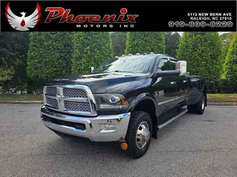 Used 2018 RAM 3500 Laramie image 1