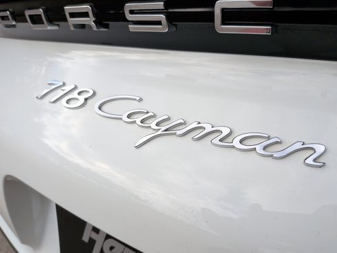 Used 2021 Porsche 718 Cayman image 35