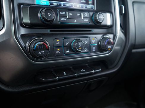 Used 2017 Chevrolet Silverado 1500 LT w/ All Star Edition image 24