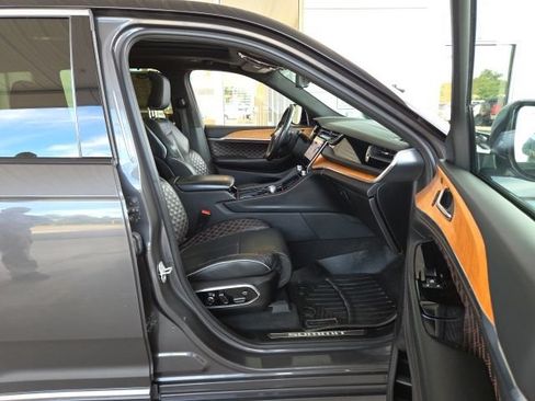 Used 2022 Jeep Grand Cherokee Summit AWD/4WD image 58