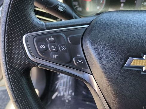 Used 2025 Chevrolet Malibu LT FWD image 12
