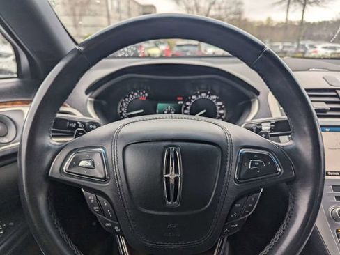 Used 2019 Lincoln MKZ Reserve image 28