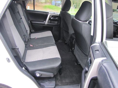 Used 2018 Toyota 4Runner SR5 image 15