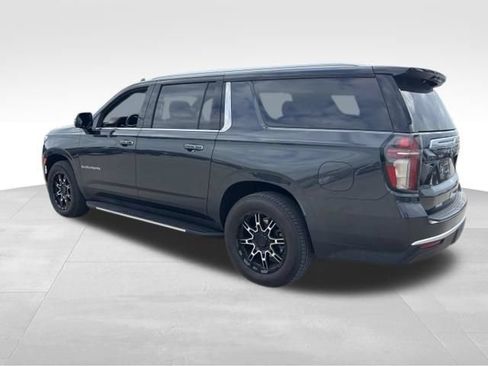 Certified 2022 Chevrolet Suburban High Country w/ Max Trailering Package AWD/4WD image 3