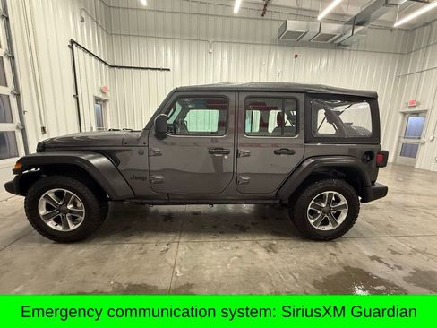 Used 2022 Jeep Wrangler Unlimited Sport image 4