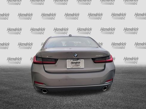 New 2026 BMW 330i xDrive Sedan w/ Premium Package AWD/4WD image 9