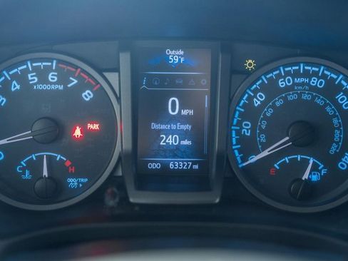 Used 2019 Toyota Tacoma TRD Off-Road image 44