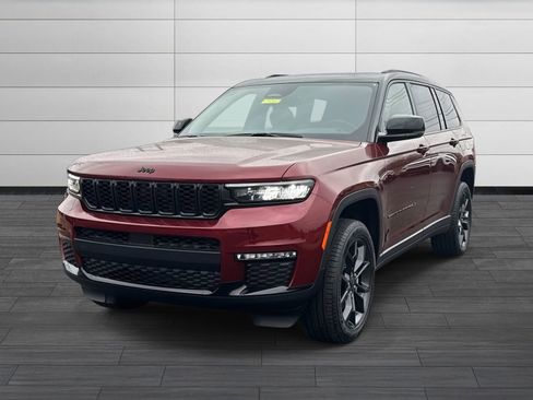 New 2025 Jeep Grand Cherokee L Limited image 8