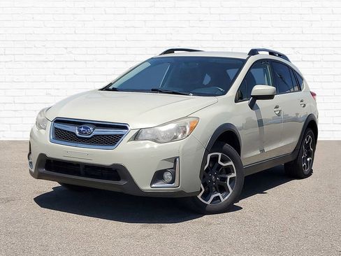 Used 2016 Subaru Crosstrek 2.0i Premium AWD/4WD image 1