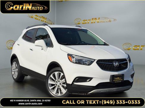 Used 2020 Buick Encore Preferred image 3