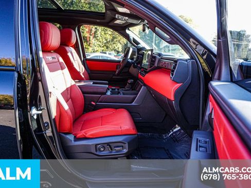 Used 2025 Toyota Tundra Limited AWD/4WD image 23