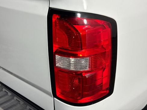 Used 2018 GMC Sierra 1500 2WD Regular Cab image 26