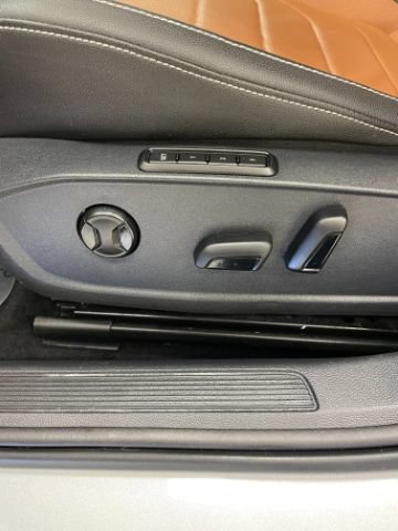 Used 2023 Volkswagen Jetta SEL FWD image 14