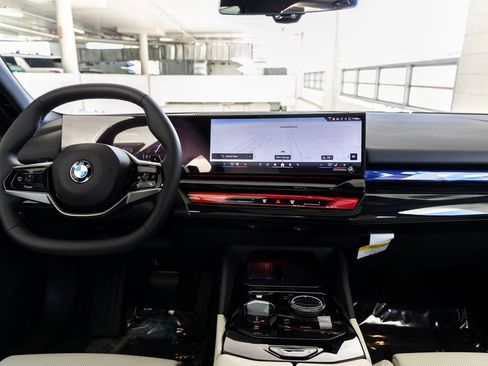 New 2026 BMW 530i w/ Convenience Package image 11