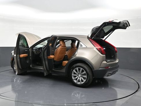 Used 2020 Cadillac XT4 Premium Luxury FWD image 32
