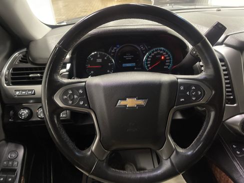 Used 2016 Chevrolet Tahoe LTZ AWD/4WD image 31