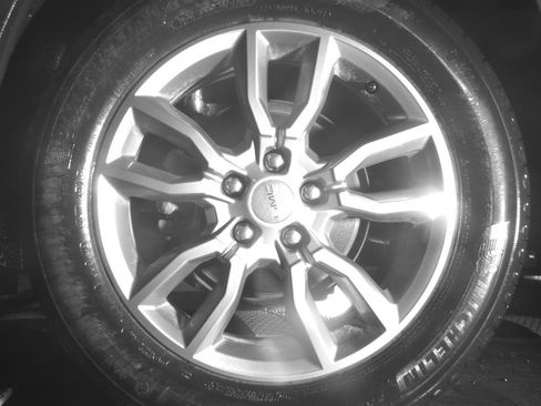 Used 2024 GMC Terrain SLT image 14