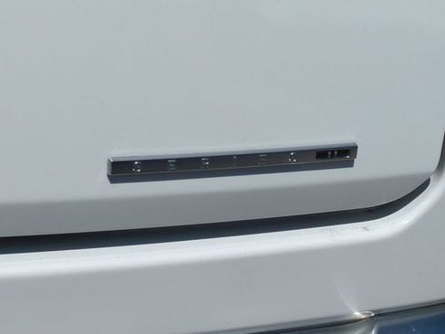 Used 2022 Jeep Wagoneer Series II RWD image 14