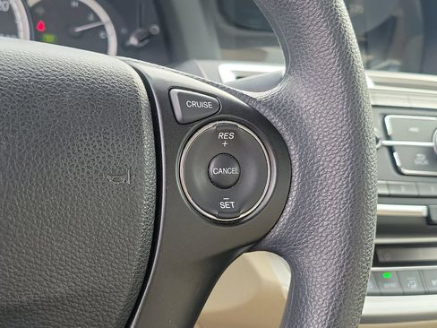 Used 2013 Honda Accord LX image 25